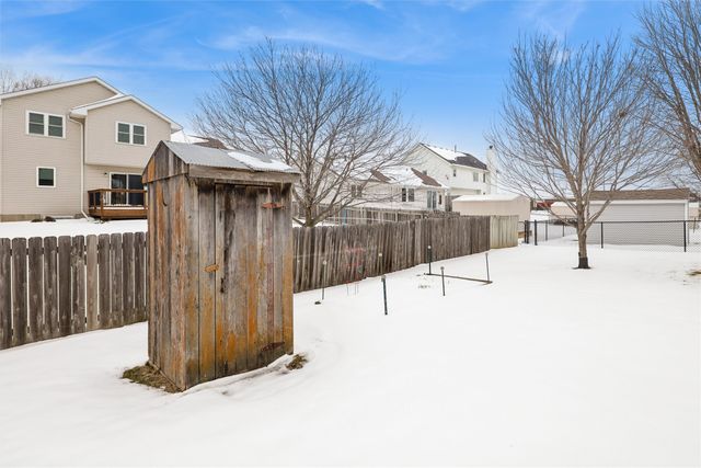 120 Melrose Drive, Waukee, IA 50263