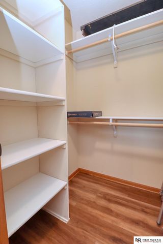 5201 Locust Street, Lincoln, NE 68516