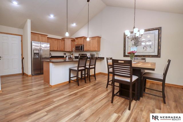 5201 Locust Street, Lincoln, NE 68516