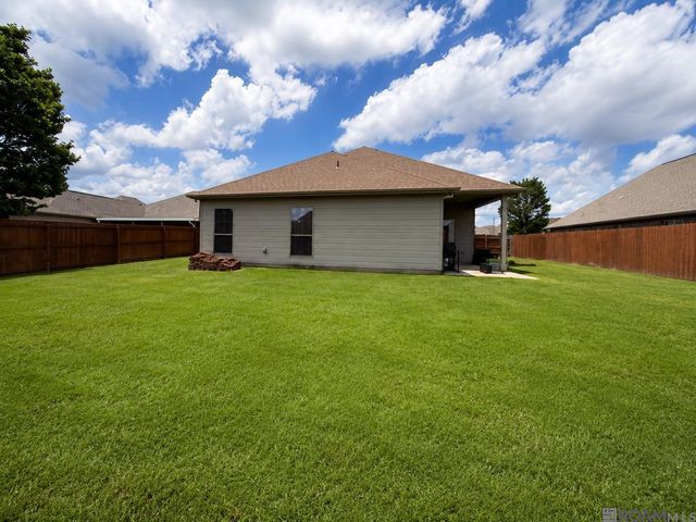 11446 Lemonwood Dr, Denham Springs, LA 70726