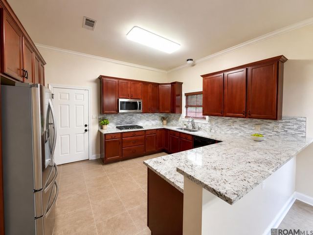 11446 Lemonwood Dr, Denham Springs, LA 70726
