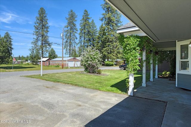 374 Dixon ST, Priest River, ID 83856