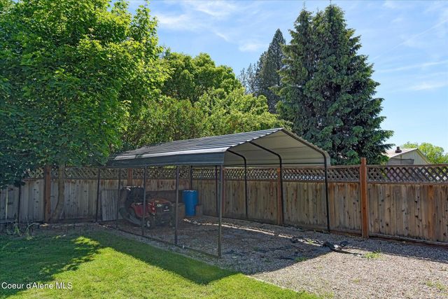 374 Dixon ST, Priest River, ID 83856