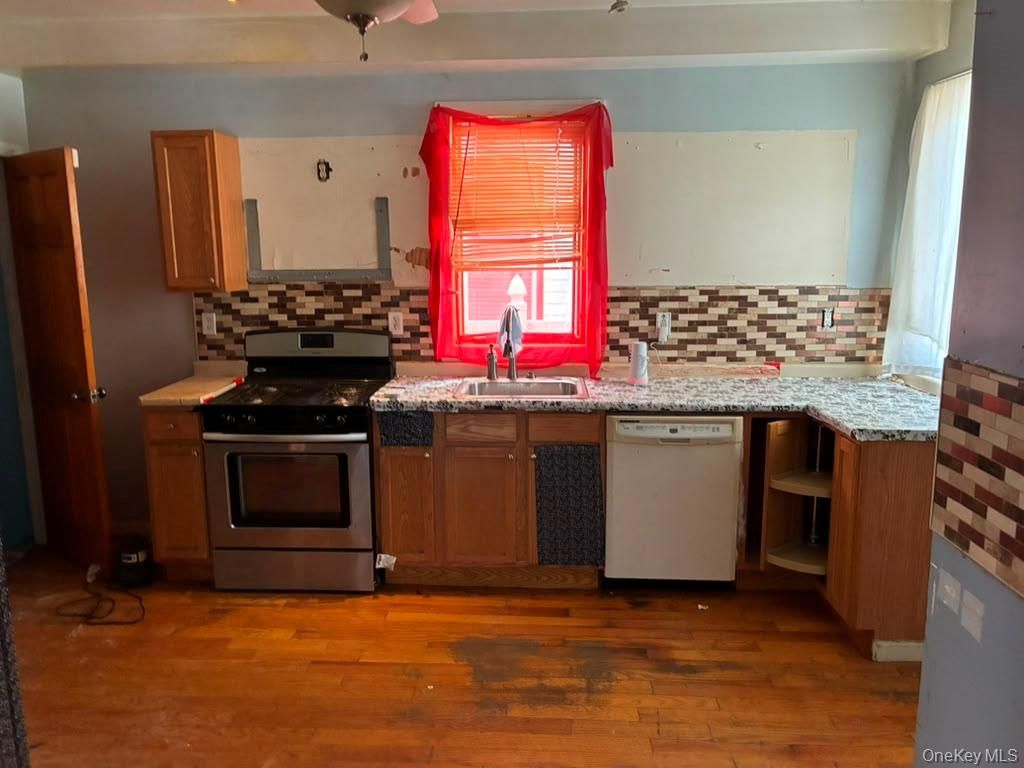 112-06 91st Avenue, Richmond Hill, NY 11418 — photo 3
