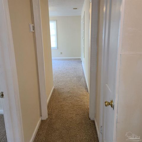 125 Rue Max, Pensacola, FL 32507