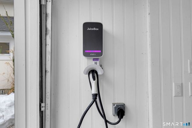 510 Reef Road, Fairfield, CT 06824