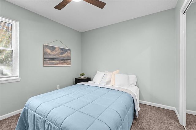 309 Shamrock Lane, Blue Springs, MO 64014