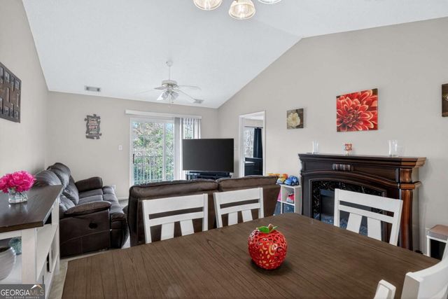 310 Tibet Avenue 8, Savannah, GA 31406