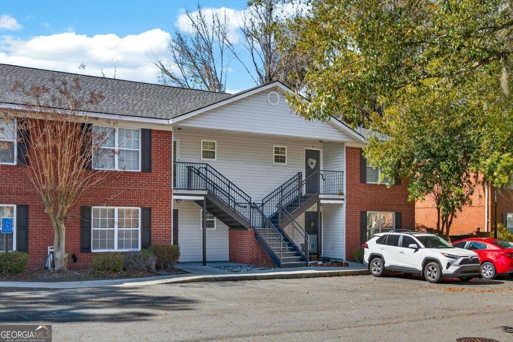 310 Tibet Avenue 8, Savannah, GA 31406