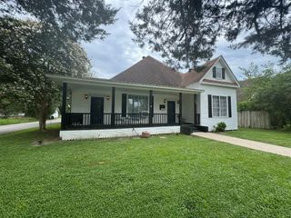 505 N 6th Street, Silsbee, TX 77656