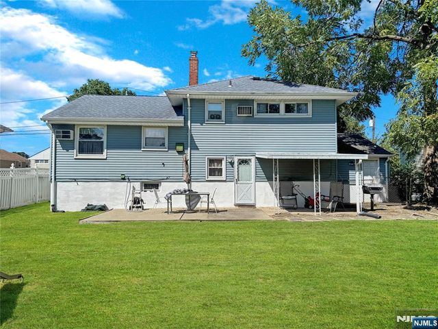 168 Graham Terrace, Saddle Brook, NJ 07663