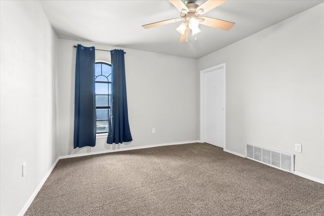 327 Hiracheta Drive, New Home, TX 79381