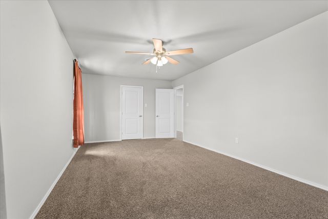 327 Hiracheta Drive, New Home, TX 79381