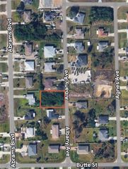 1017/1019 Albany AVE, Lehigh Acres, FL 33971
