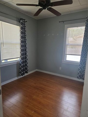 146 NE MADISON CIRCLE N, St Petersburg, FL 33702