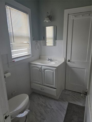 146 NE MADISON CIRCLE N, St Petersburg, FL 33702