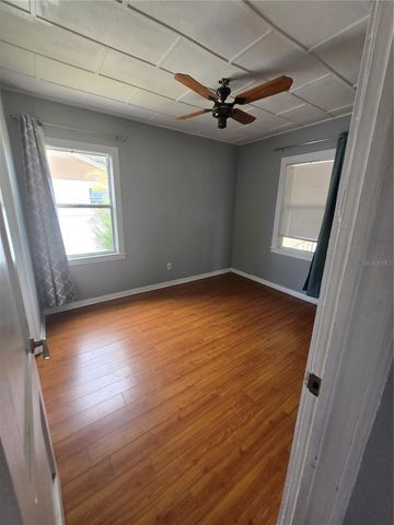 146 NE MADISON CIRCLE N, St Petersburg, FL 33702