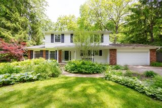 1516 Bardstown Trail, Ann Arbor, MI 48105