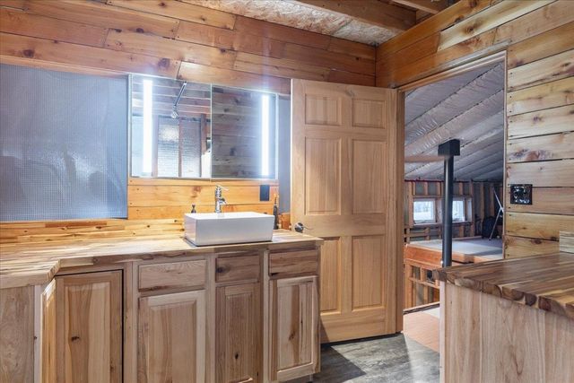 1184 N HUBNERITE ROAD, Fairbanks, AK 99712