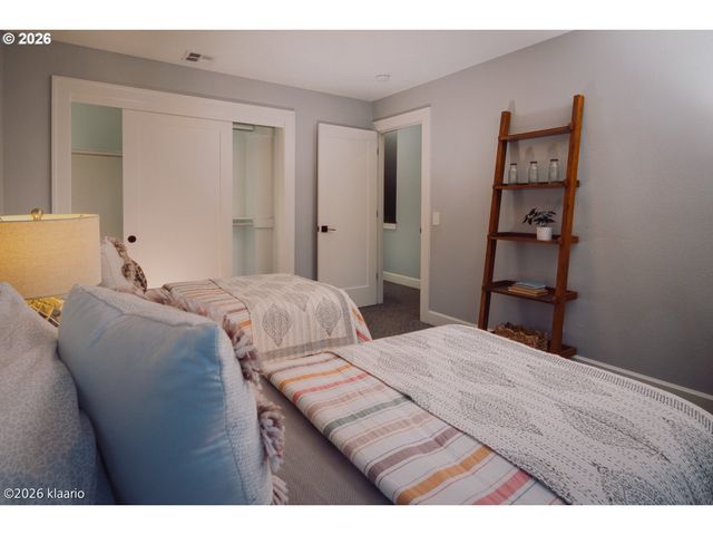 19890 Sw Taposa Pl, Tualatin, OR 97062