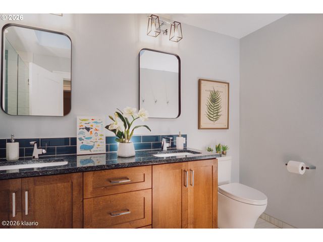19890 Sw Taposa Pl, Tualatin, OR 97062
