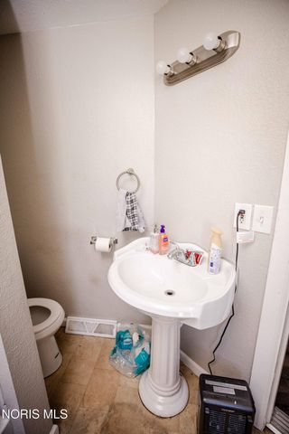 1806 Marne Avenue, Toledo, OH 43613