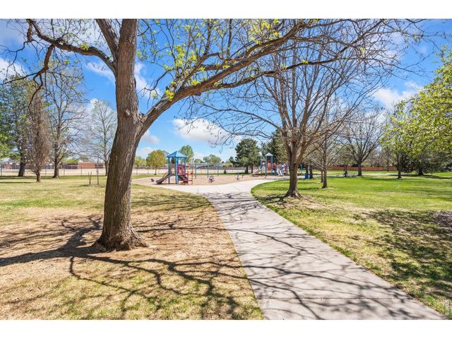 4820 Sheridan Ave, Loveland, CO 80538