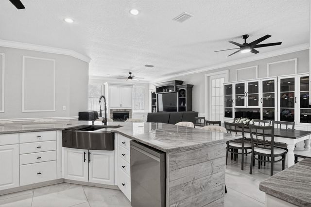 3401 SW Holly Lane, Palm City, FL 34990