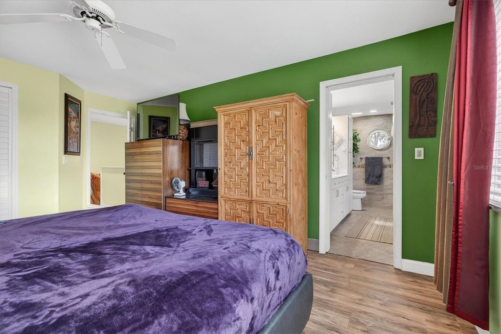 Image 20 of property listing at 2524 ALBION AVENUE, Orlando, FL 32833