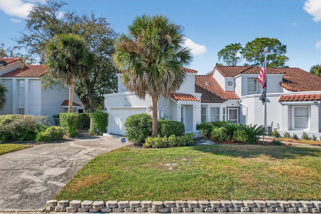 Image 3 of property listing at 2524 ALBION AVENUE, Orlando, FL 32833