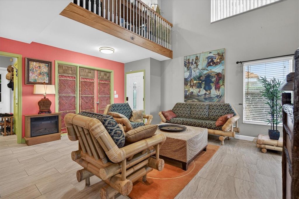 Image 6 of property listing at 2524 ALBION AVENUE, Orlando, FL 32833