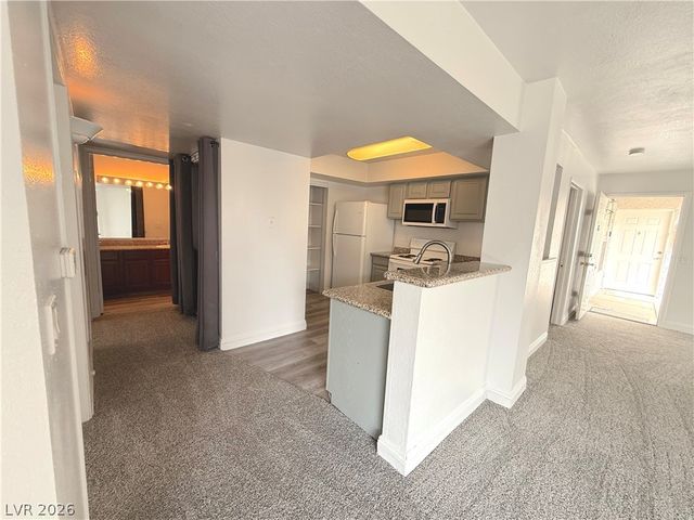 6800 East LAKE MEAD Boulevard 1077, Las Vegas, NV 89156