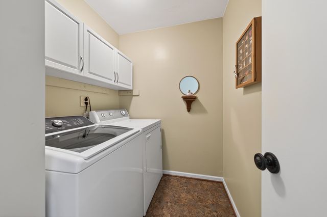 38347 Churchill Lane, Farmington Hills, MI 48331