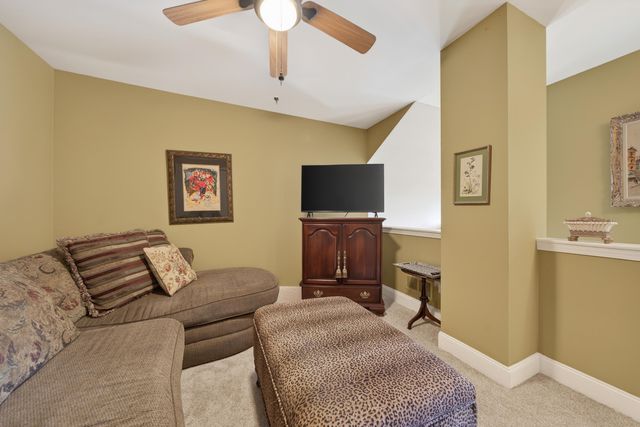 38347 Churchill Lane, Farmington Hills, MI 48331