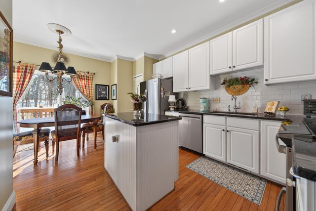 38347 Churchill Lane, Farmington Hills, MI 48331