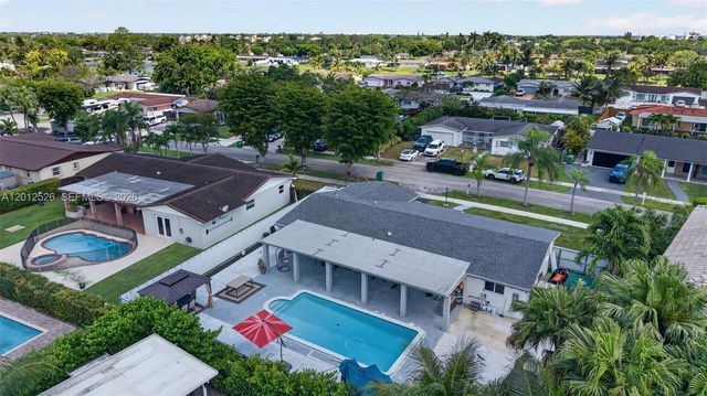 14234 SW 75th Ter, Miami, FL 33183