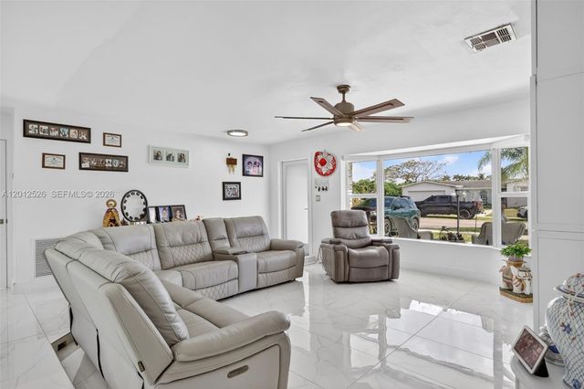 14234 SW 75th Ter, Miami, FL 33183