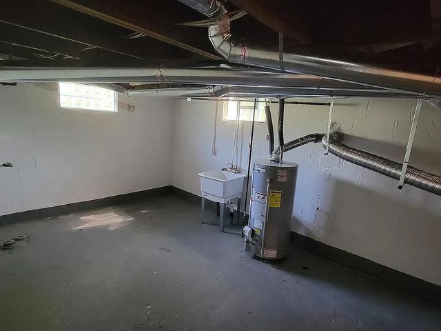 26548 Eton Avenue, Dearborn Heights City, MI 48125