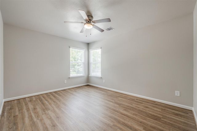 239 Park Place Circle D, Waller, TX 77484