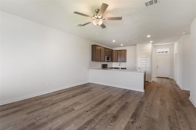 308 Rockbridge Drive, Huntsville, TX 77340