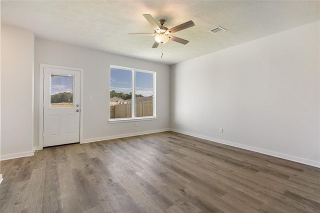 308 Rockbridge Drive, Huntsville, TX 77340