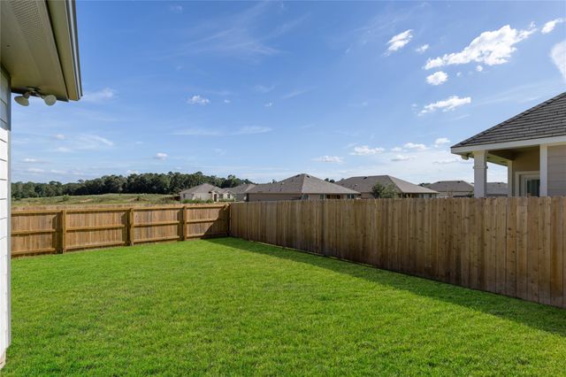 308 Rockbridge Drive, Huntsville, TX 77340