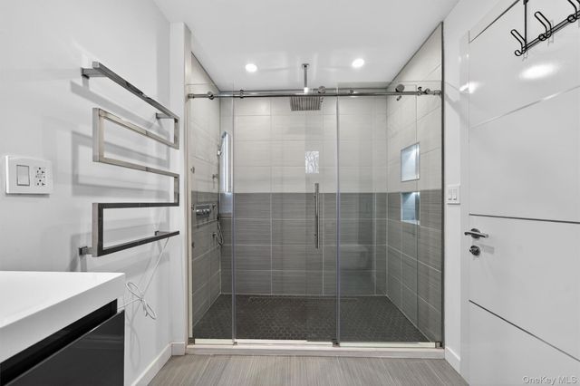 41 Sand Hill Lane, Florida, NY 10921