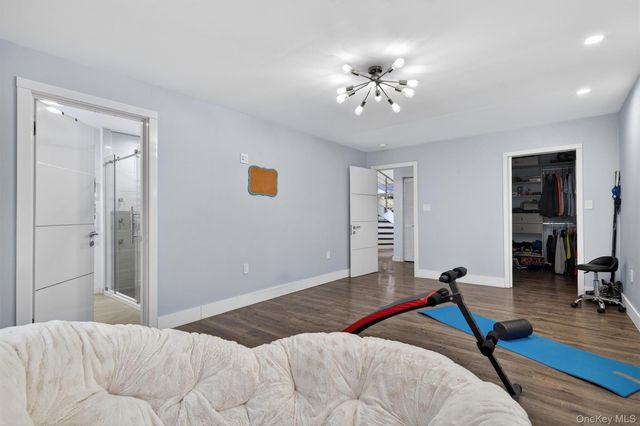 41 Sand Hill Lane, Florida, NY 10921