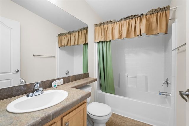 3715 E Robin Lane, Kingman, AZ 86409