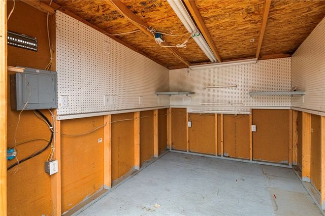 3715 E Robin Lane, Kingman, AZ 86409