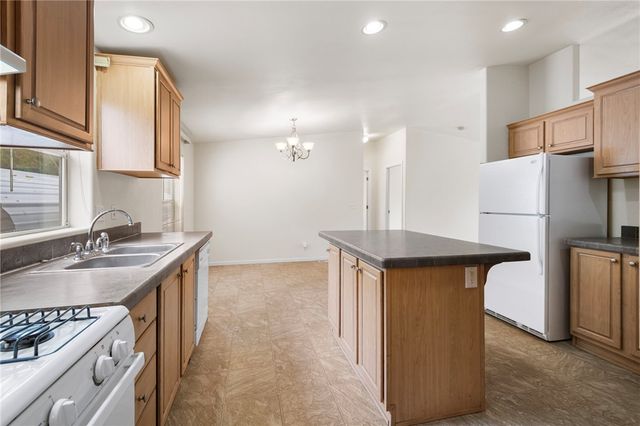 3715 E Robin Lane, Kingman, AZ 86409