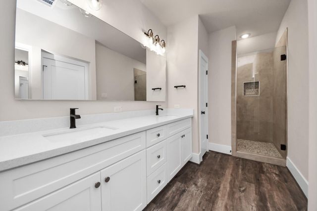 2915 Paul Quinn Street, Houston, TX 77091