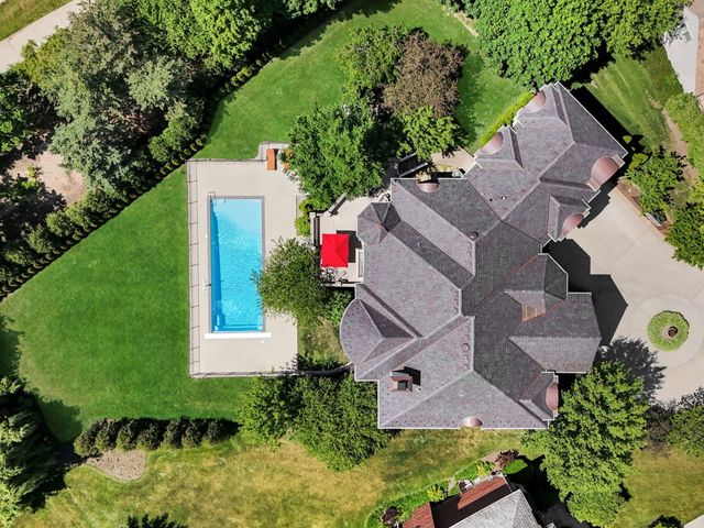 151 Palmer Circle, Vernon Hills, IL 60061