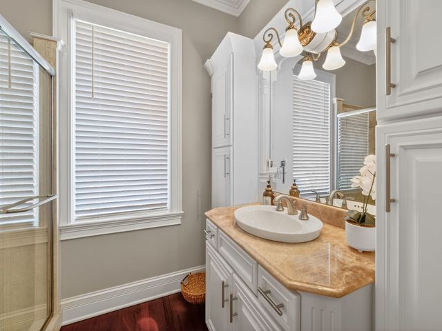 151 Palmer Circle, Vernon Hills, IL 60061